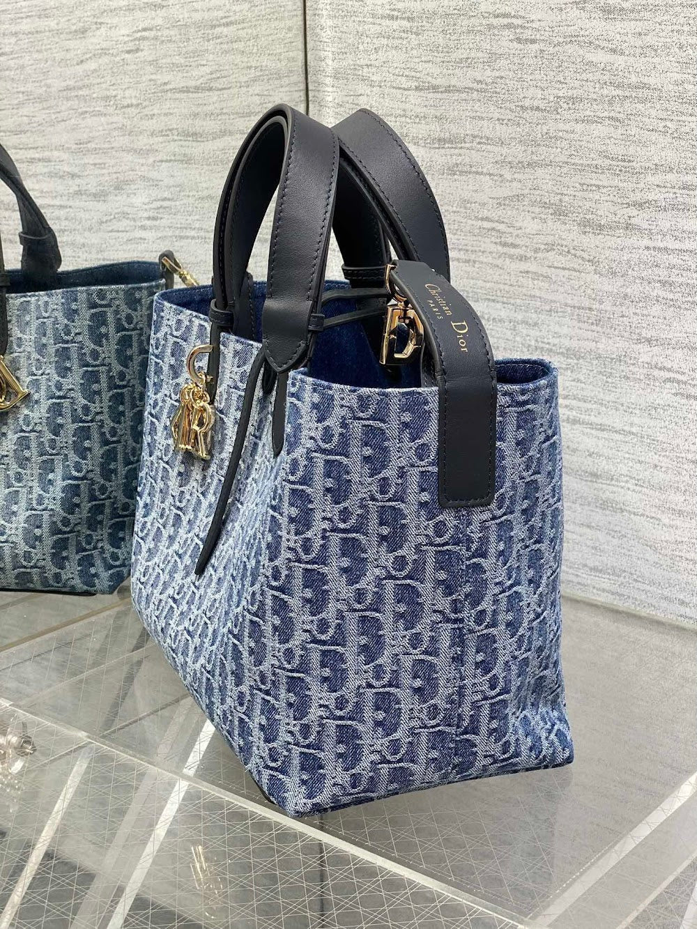 new-luxury-designer-bags-nm16088