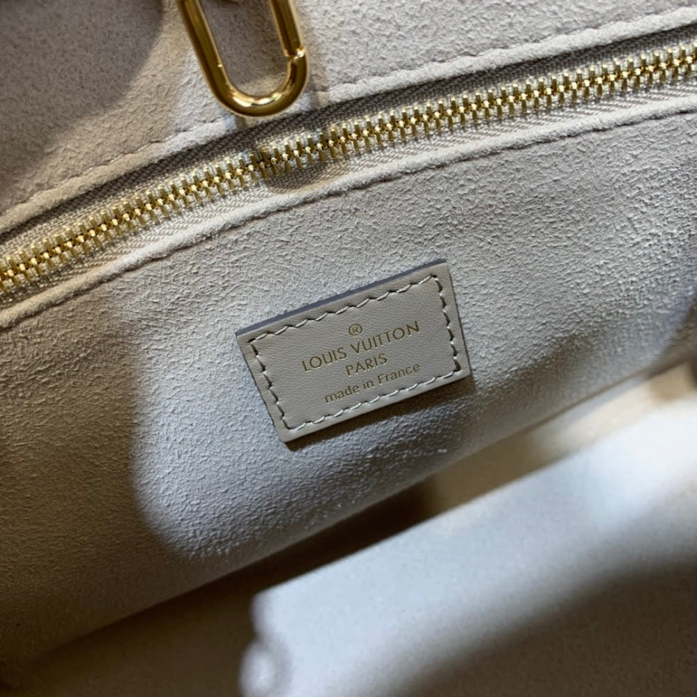 Anum Bags ln Luxury Bag --60313
