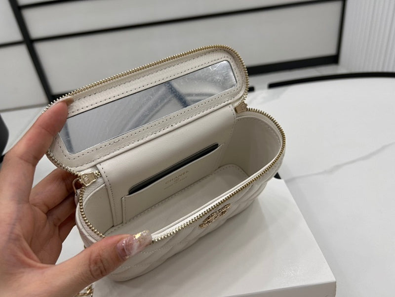 new-luxury-designer-bags-nm19857