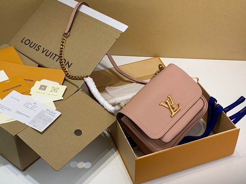 Anum Bags ln Luxury Bag --56477