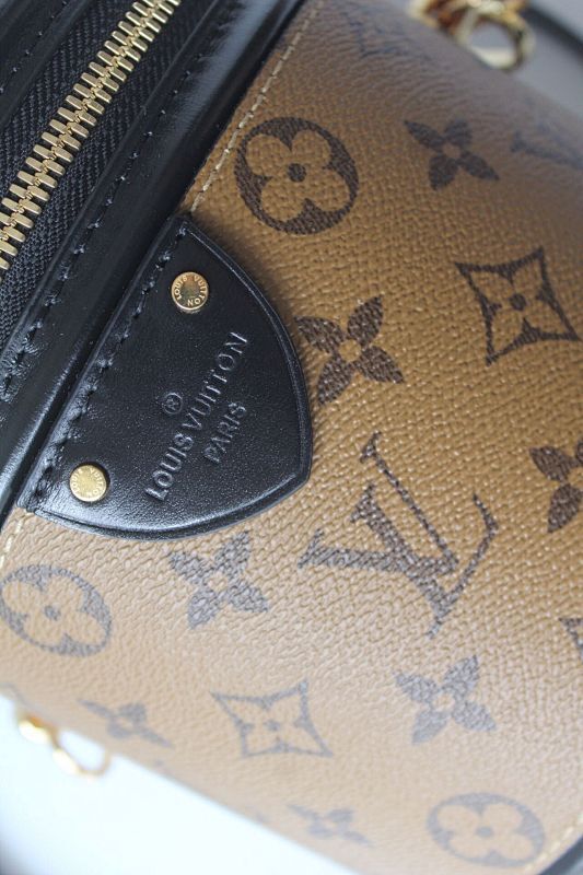 Anum Bags ln Luxury Bag --59017