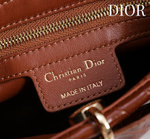 new-luxury-designer-bags-nm7394
