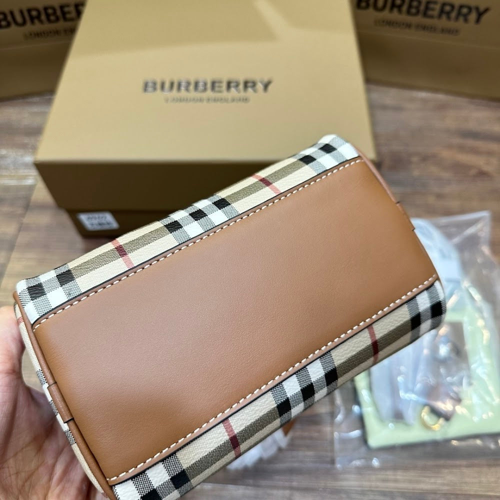 Ezyycart Bags Burberryn Luxury Bag --91752
