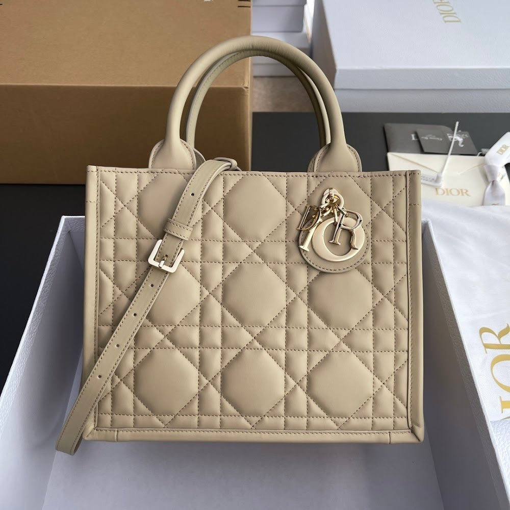 new-luxury-designer-bags-nm15849