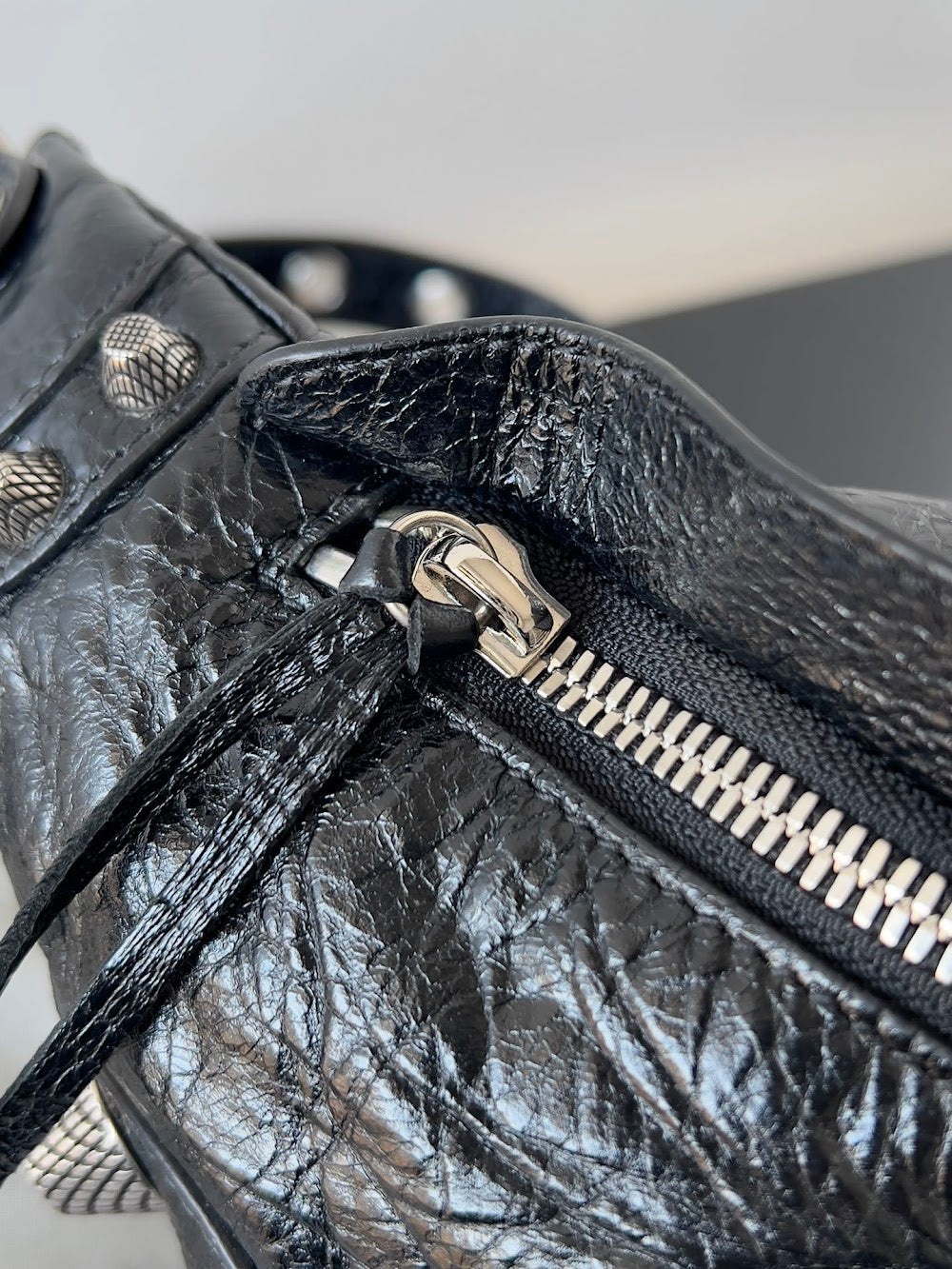 Ezyycart Bags Balenciaga Luxury Bag --111183