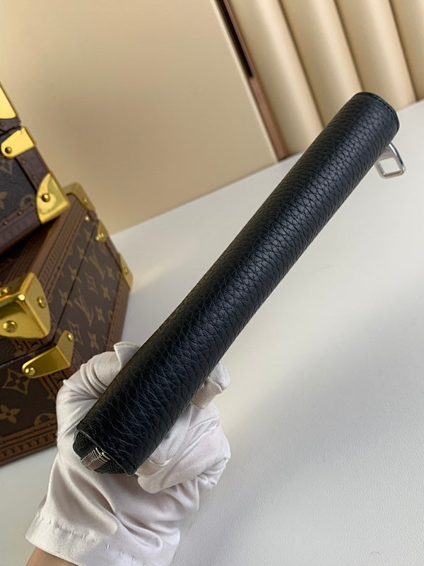 Anum Bags ln Luxury Bag --61143