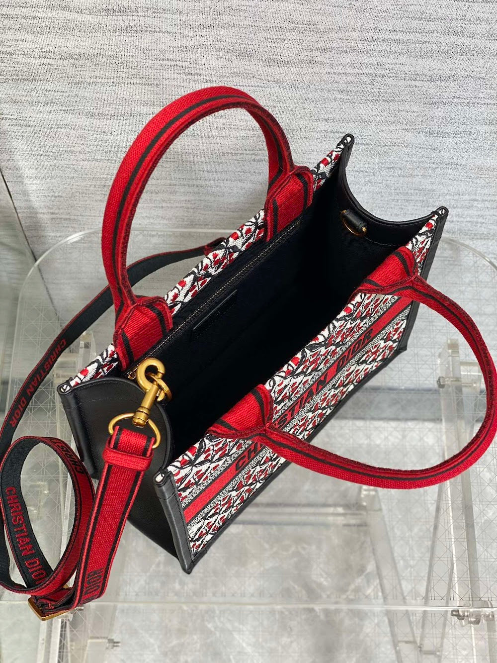 new-luxury-designer-bags-nm16079
