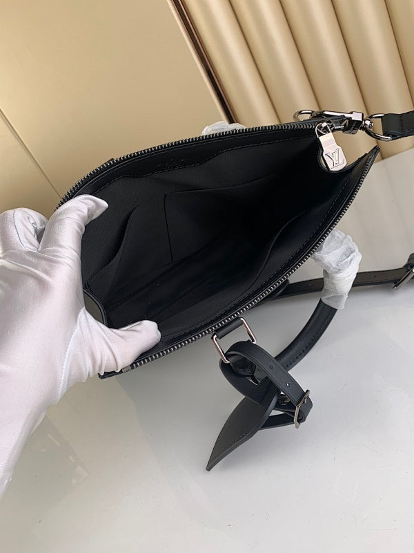 Anum Bags ln Luxury Bag --60917