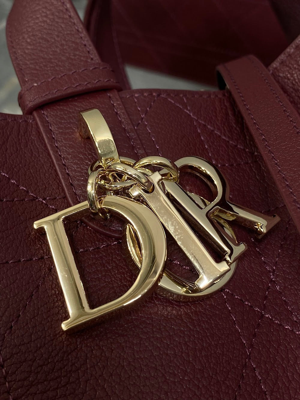 new-luxury-designer-bags-nm16575