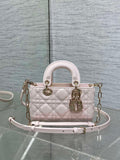 new-designer-premium-bags-nm16366