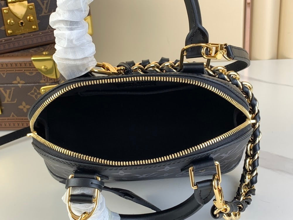 Anum Bags ln Luxury Bag --57824
