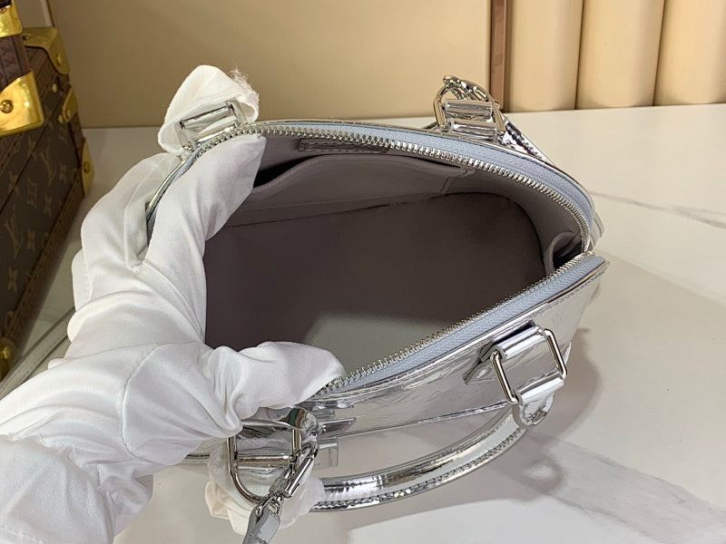 Anum Bags ln Luxury Bag --56644
