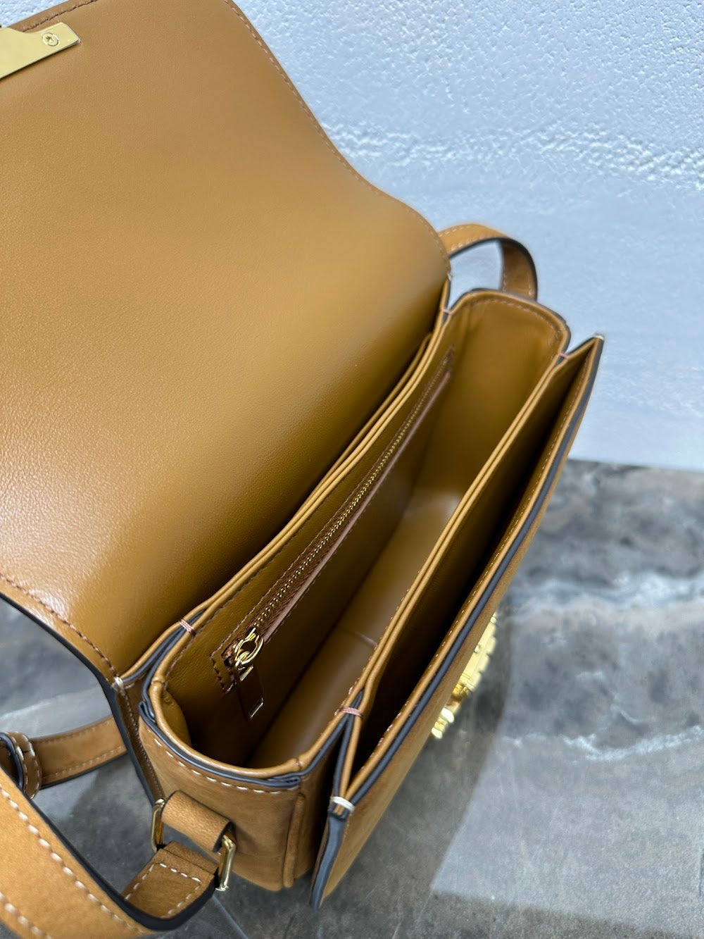 Ezyycart Bags Celine Luxury Bag --112536