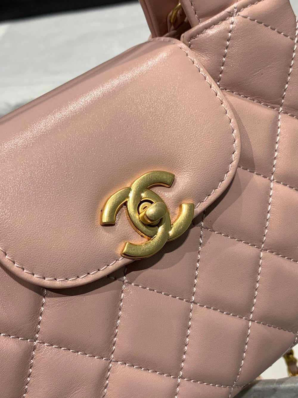 new-luxury-designer-bags-nm9354
