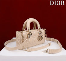new-luxury-designer-bags-nm7591