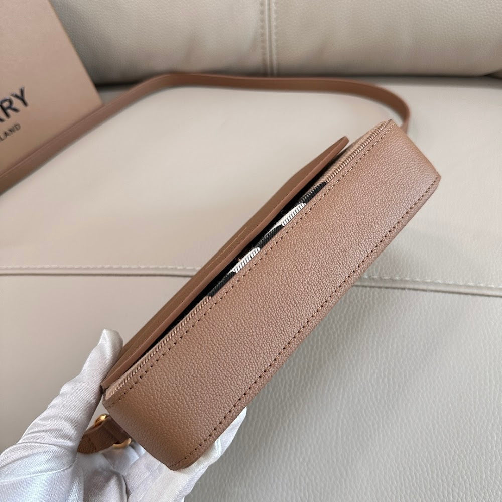 Ezyycart Bags Burberryn Luxury Bag --92502