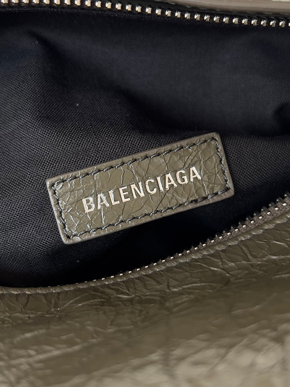 Ezyycart Bags Balenciaga Luxury Bag --111728