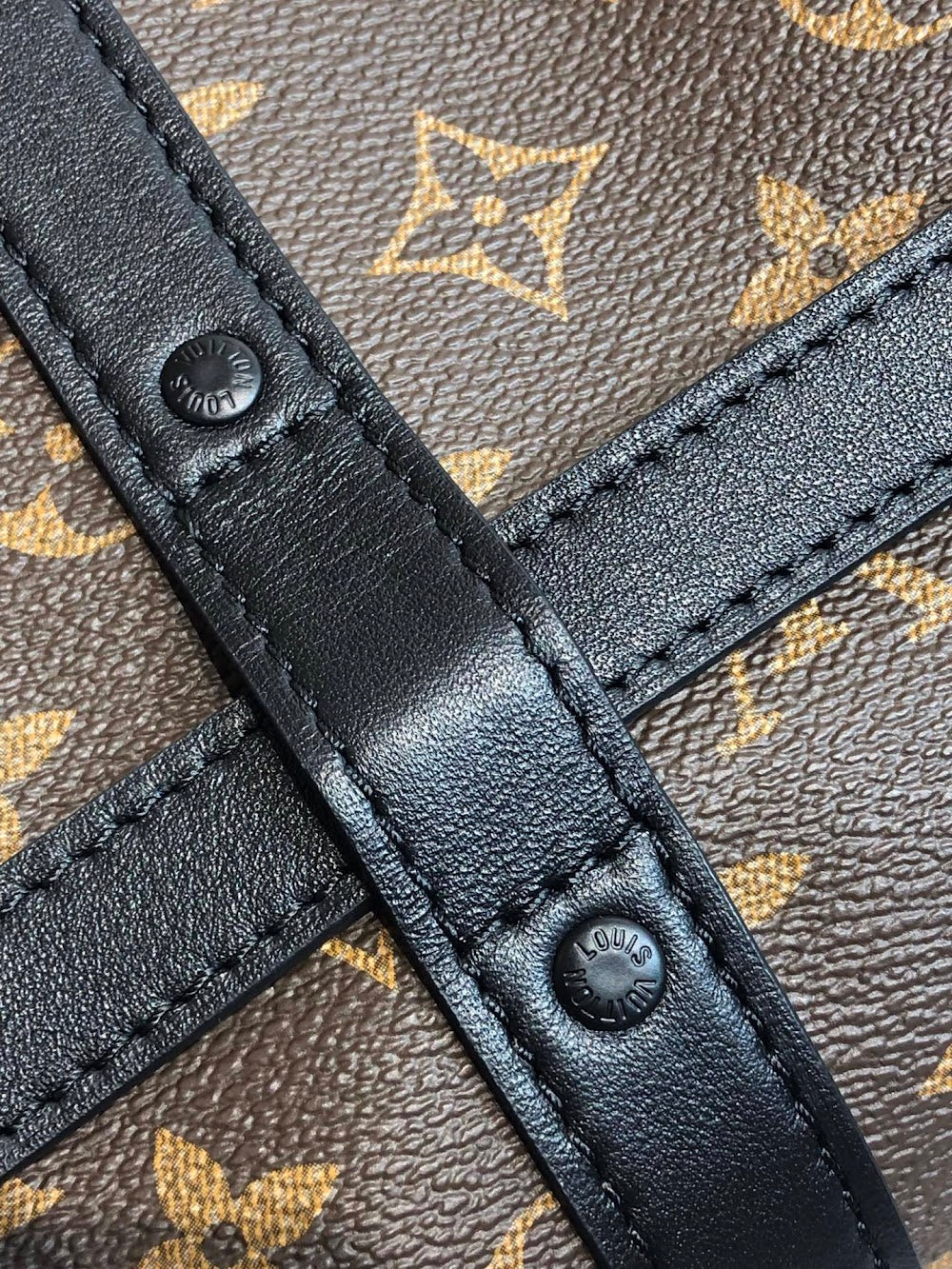 Anum Bags ln Luxury Bag --60351