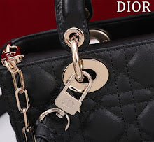 new-designer-premium-bags-nm7416