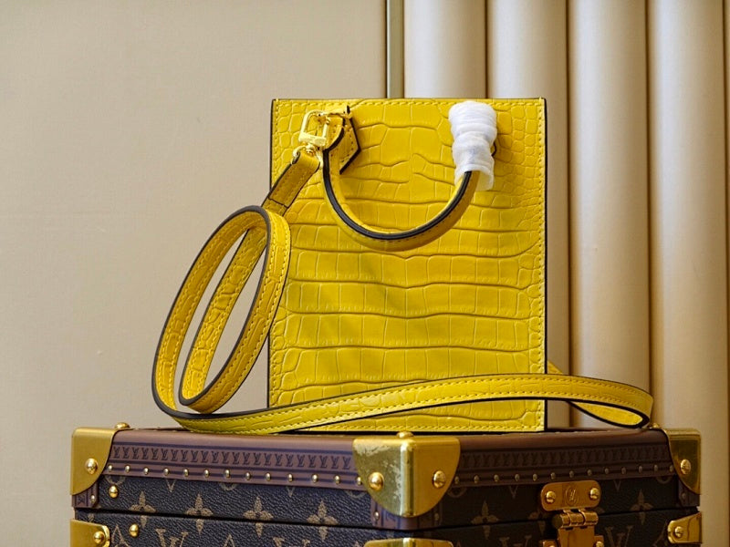 Anum Bags ln Luxury Bag --60251