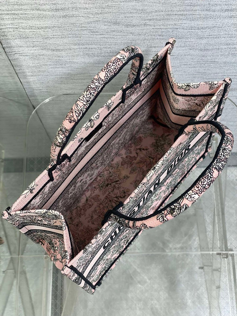 new-luxury-designer-bags-nm16042