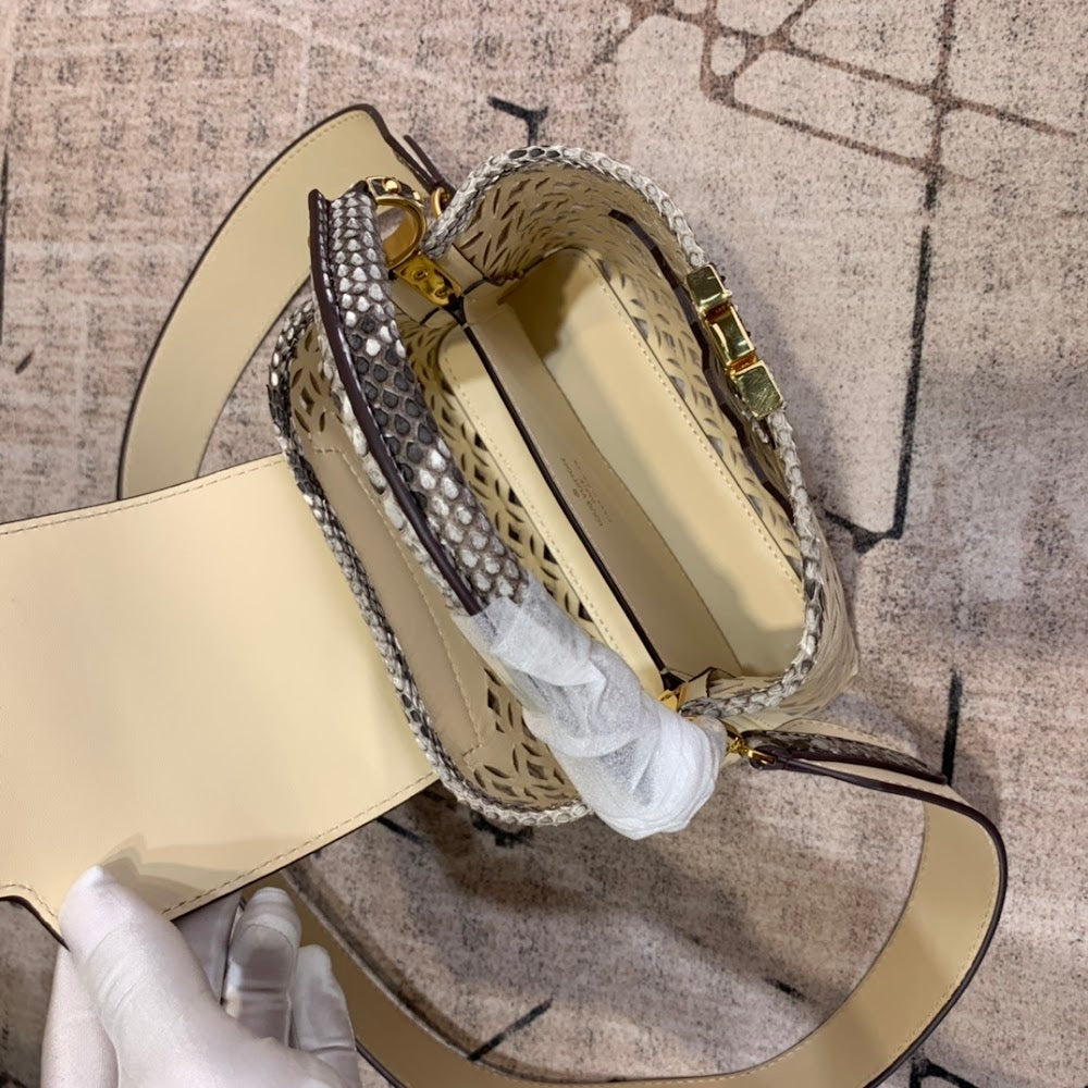 Anum Bags ln Luxury Bag --59367