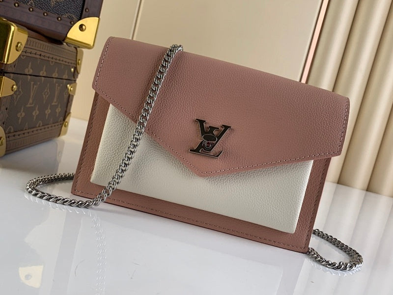Anum Bags ln Luxury Bag --61015