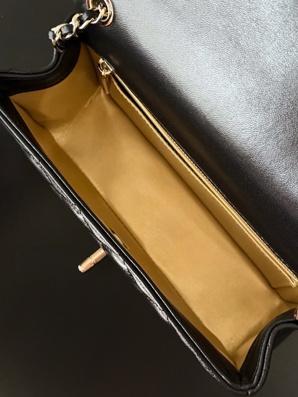 Anum Bags CHn Luxury Bag --114055