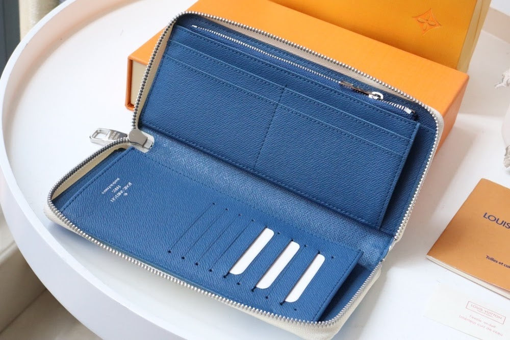 Anum Bags ln Luxury Bag --56409