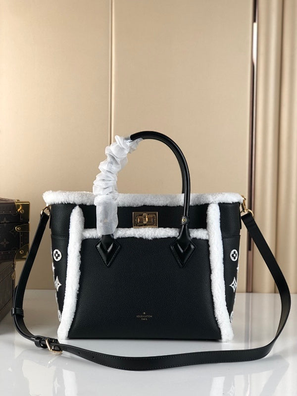 Anum Bags ln Luxury Bag --60658