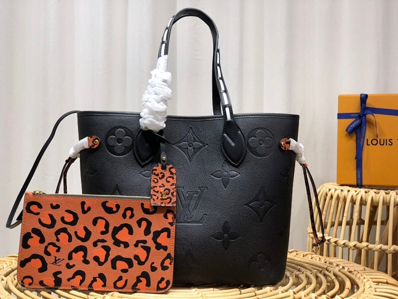 Anum Bags ln Luxury Bag --60073