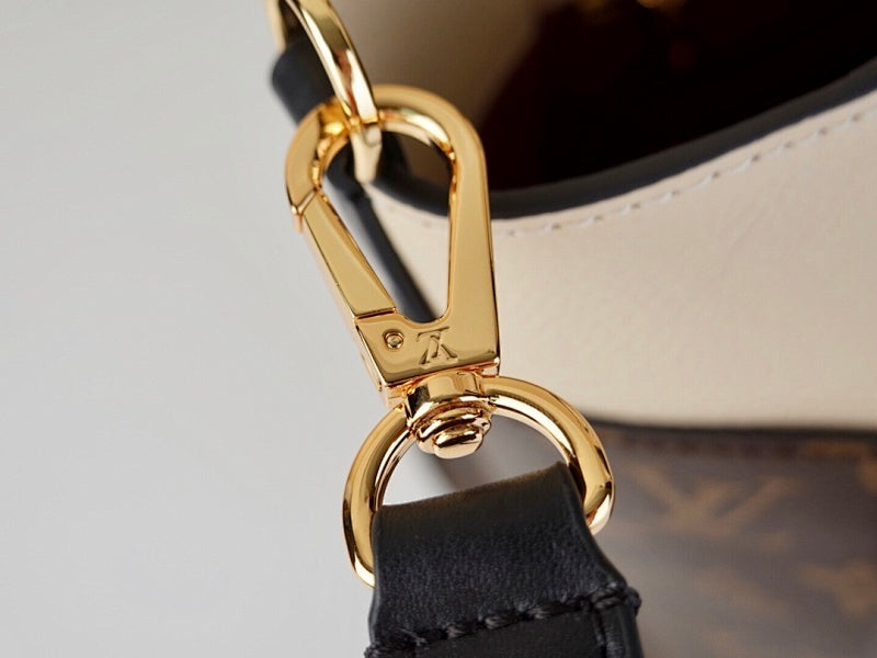 Anum Bags ln Luxury Bag --58930