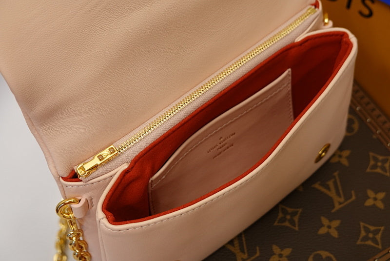 Anum Bags ln Luxury Bag --58366