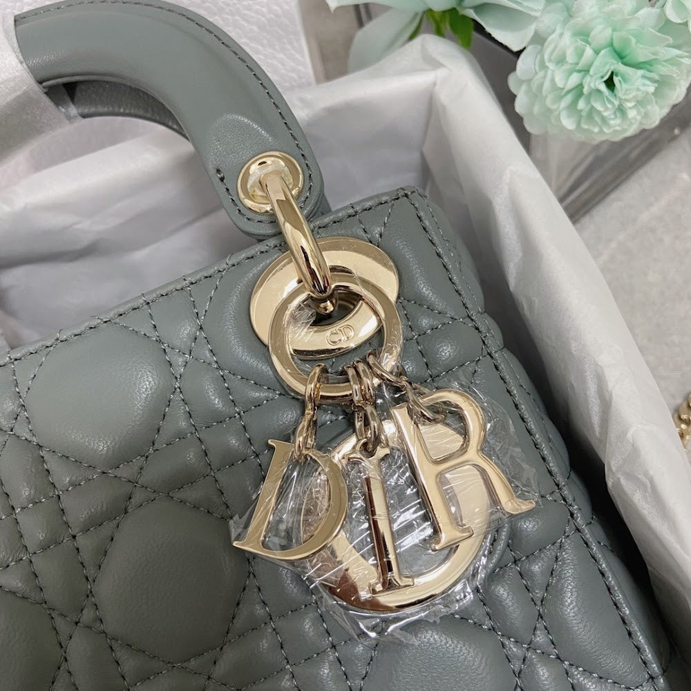 new-luxury-designer-bags-nm15869