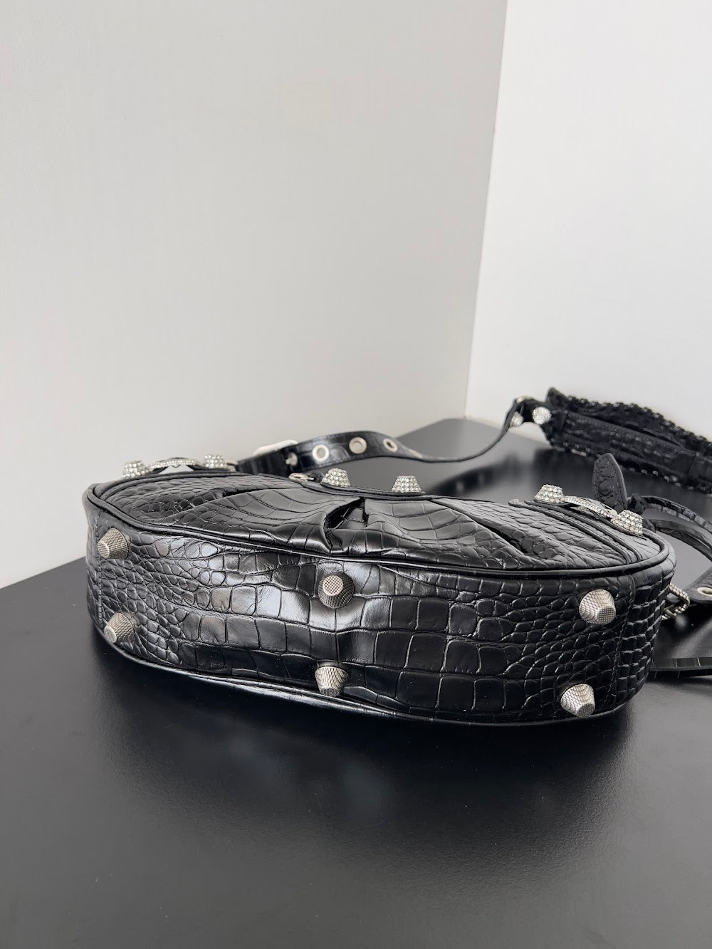Ezyycart Bags Balenciaga Luxury Bag --111147