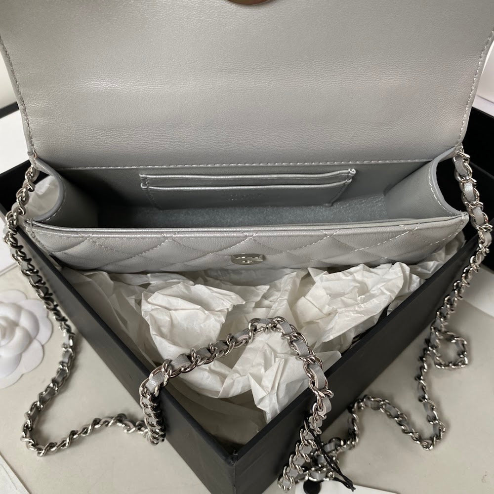 new-luxury-designer-bags-nm20586