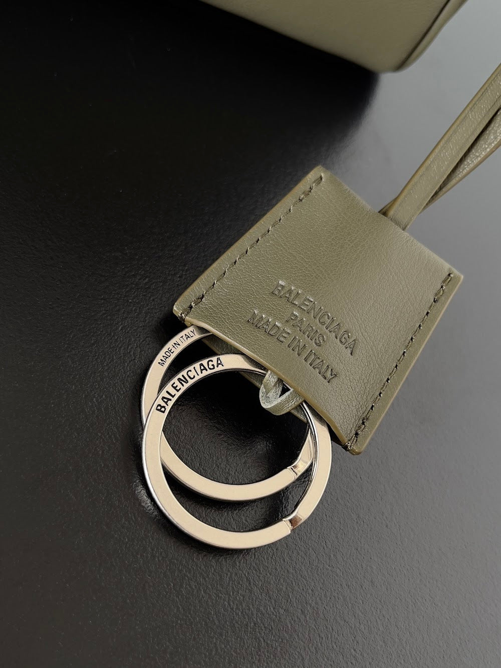 Ezyycart Bags Balenciaga Luxury Bag --111601