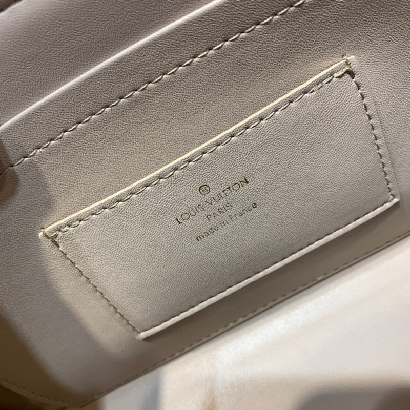 Anum Bags ln Luxury Bag --59277