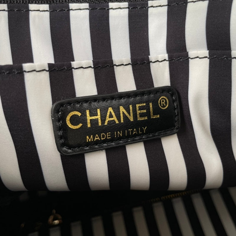 new-luxury-designer-bags-nm19939