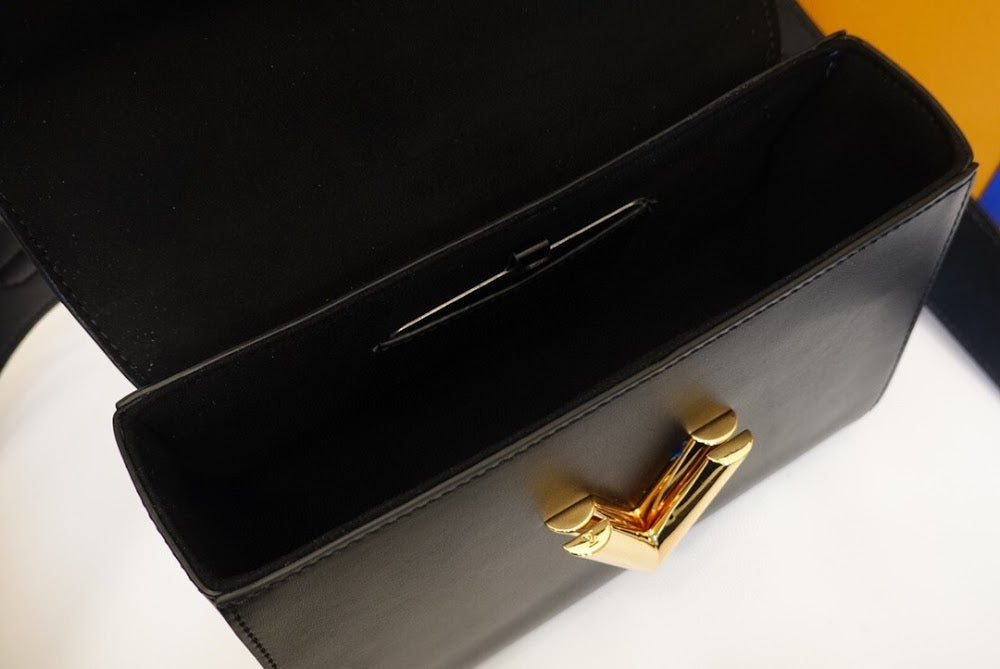Anum Bags ln Luxury Bag --60096