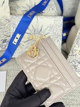 new-luxury-designer-bags-nm7325