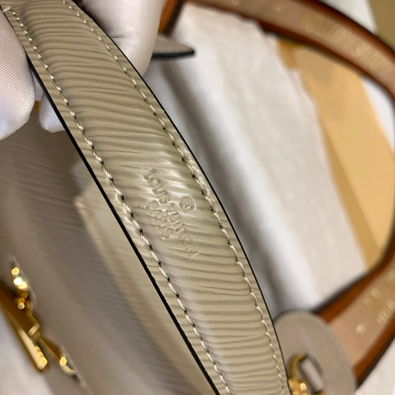 Anum Bags ln Luxury Bag --59239