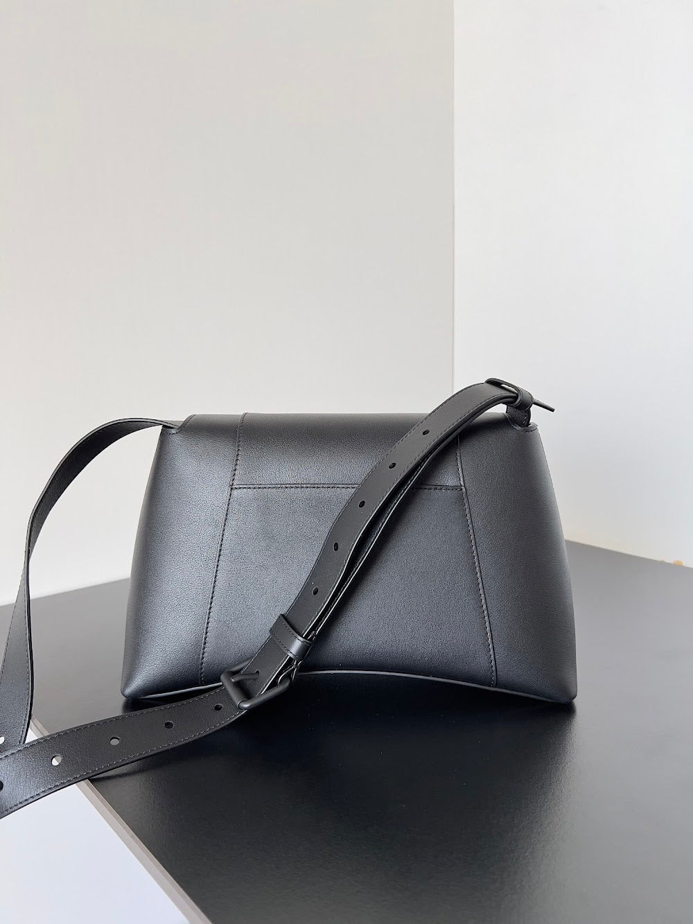 Ezyycart Bags Balenciaga Luxury Bag --111762
