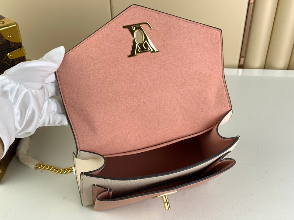 Anum Bags ln Luxury Bag --55980