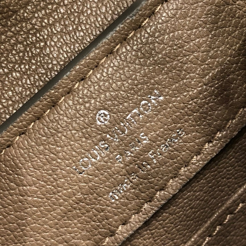 Anum Bags ln Luxury Bag --60862