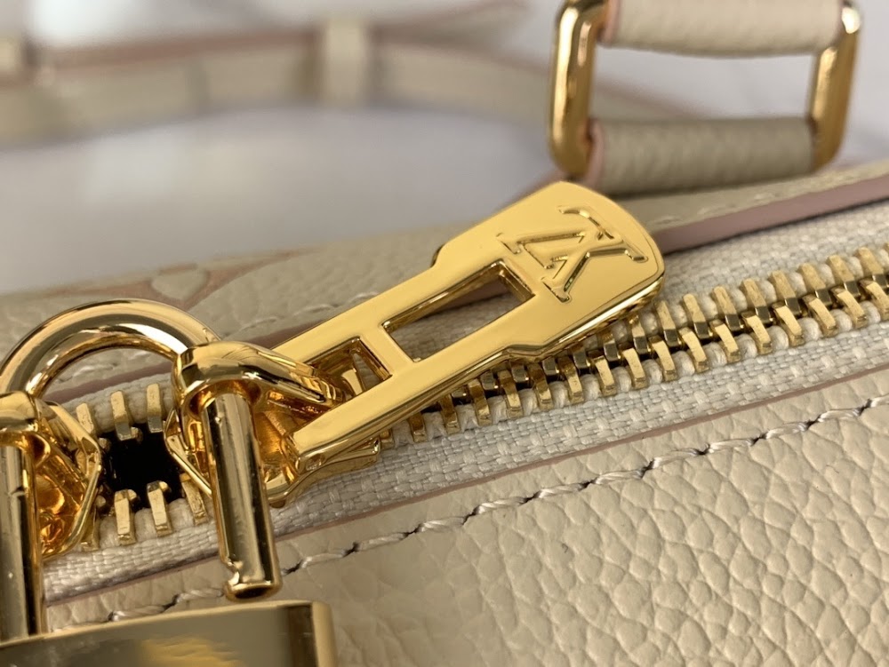 Anum Bags ln Luxury Bag --56597