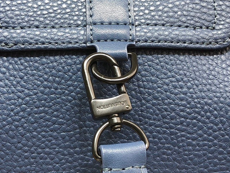 Anum Bags ln Luxury Bag --60210