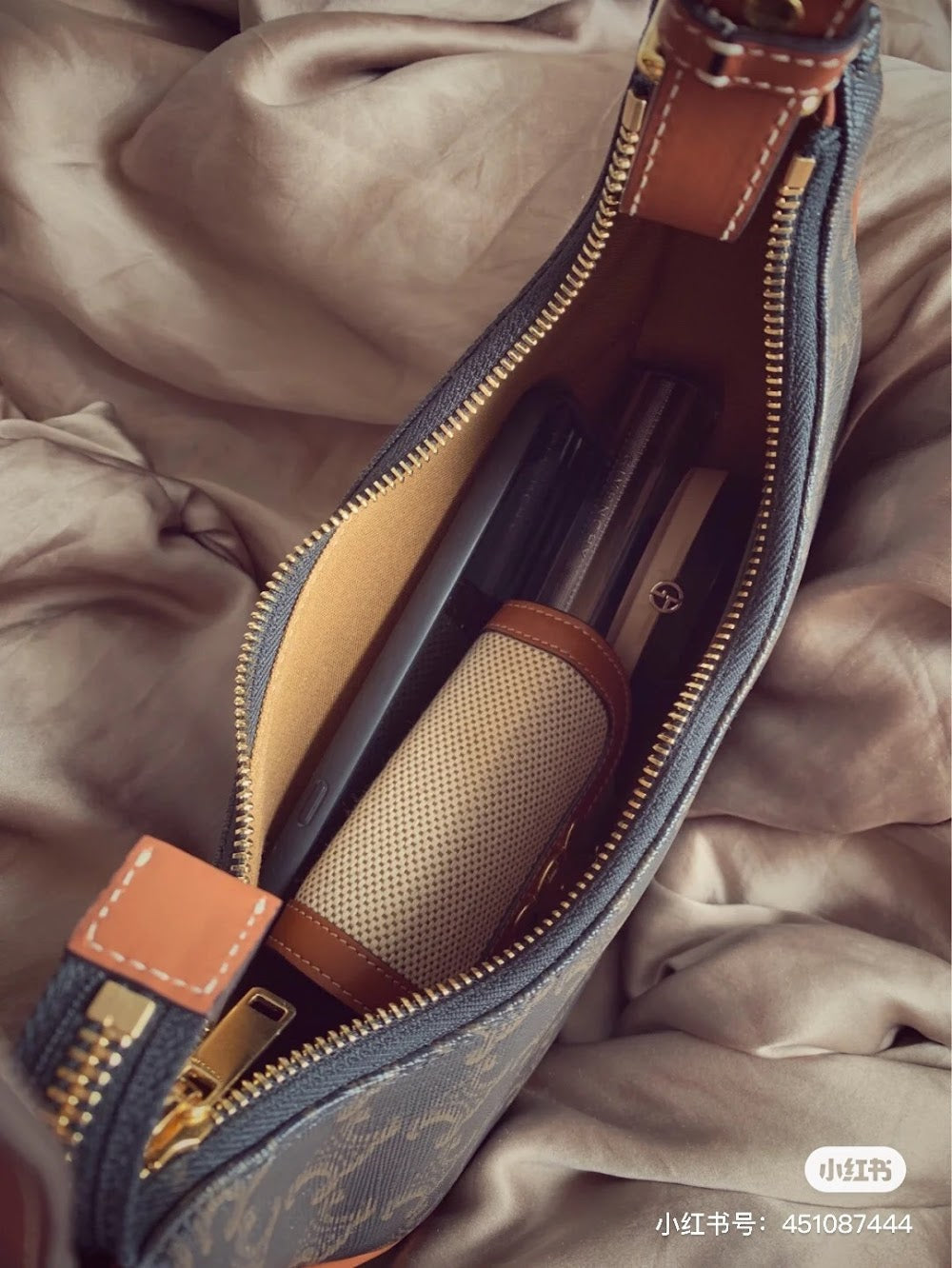 Ezyycart Bags Celine Luxury Bag --111968