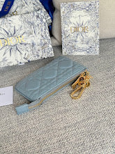 new-luxury-designer-bags-nm7328