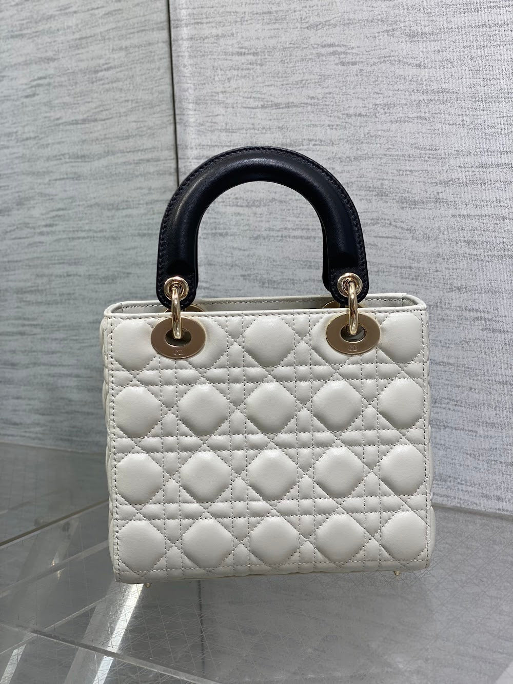 new-designer-premium-bags-nm16310